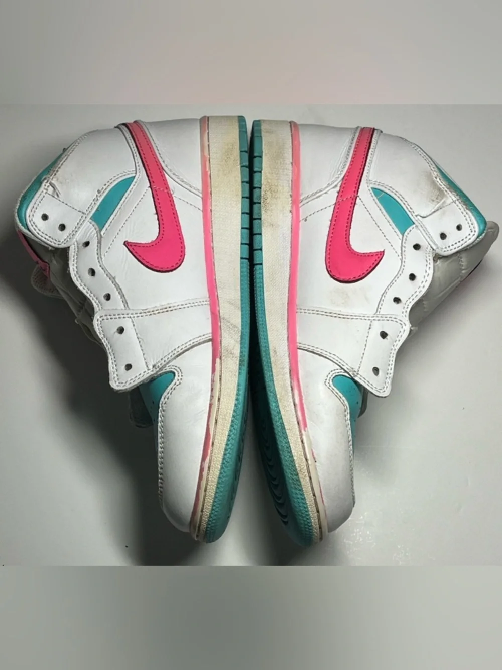 Nike Youth 6.5 Air Jordan 1 Mid GS 'Digital Pink’ 2020 Lifestyle White Green